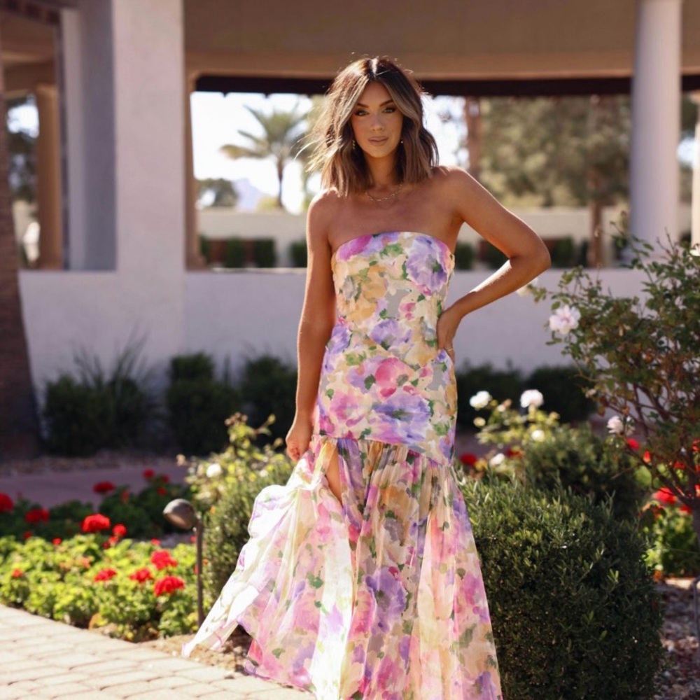 Pink and White Strapless Sundress for Weddings